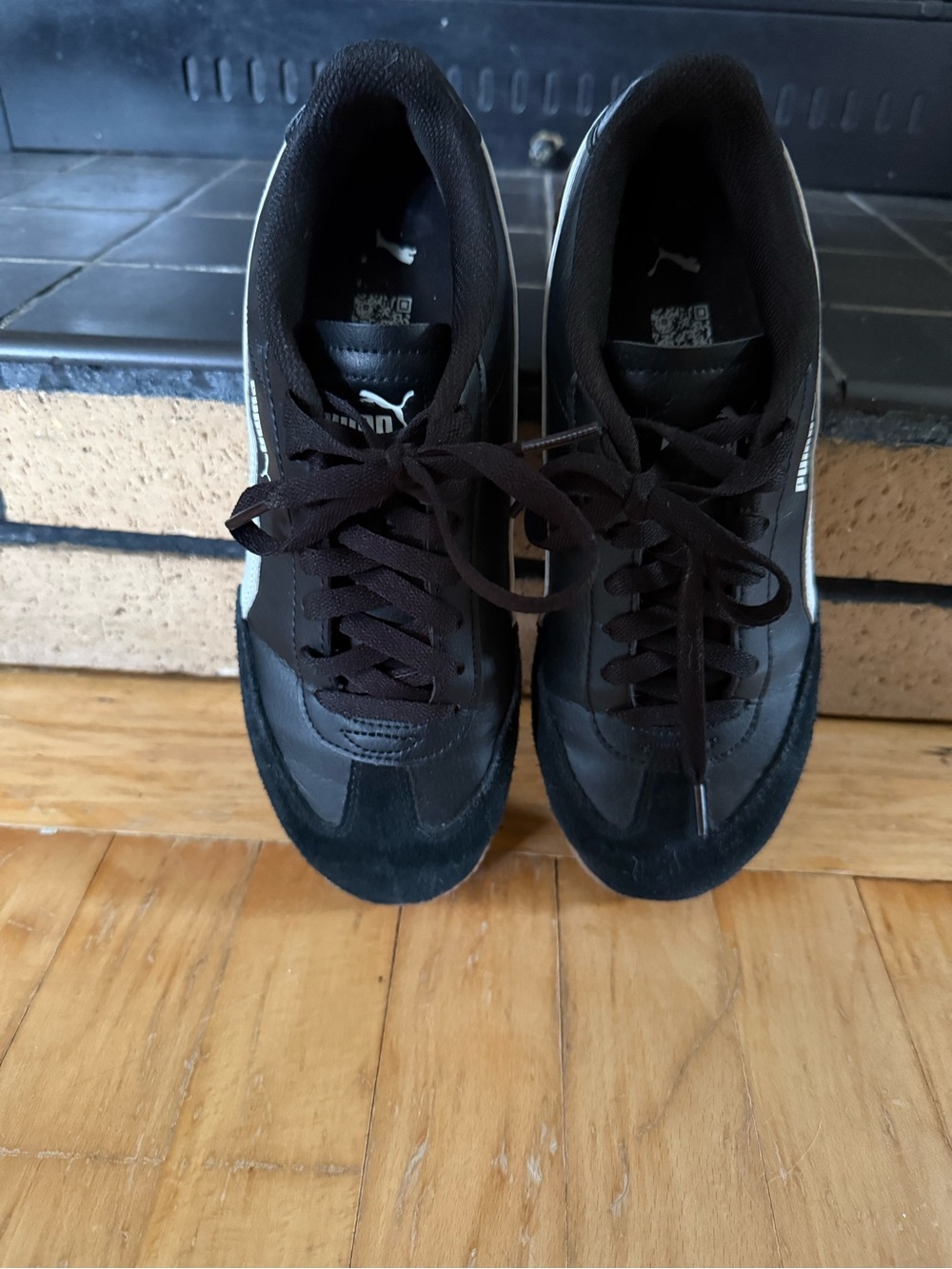 Puma Black & White Low-Top Sneakers with Gum Sole - Picture 8 of 8